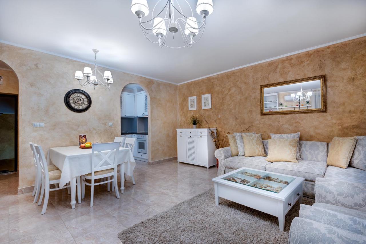 Esteban Vip Residence Club Nesebar Exteriör bild