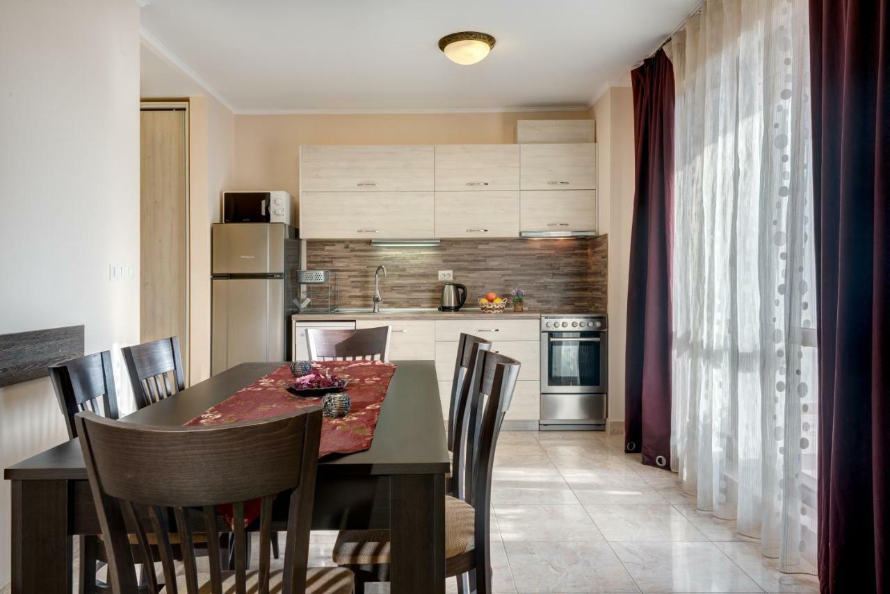 Esteban Vip Residence Club Nesebar Exteriör bild