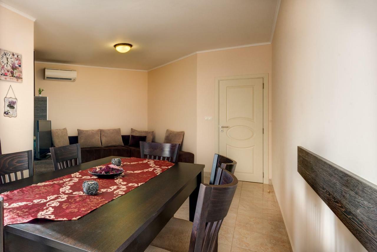 Esteban Vip Residence Club Nesebar Exteriör bild