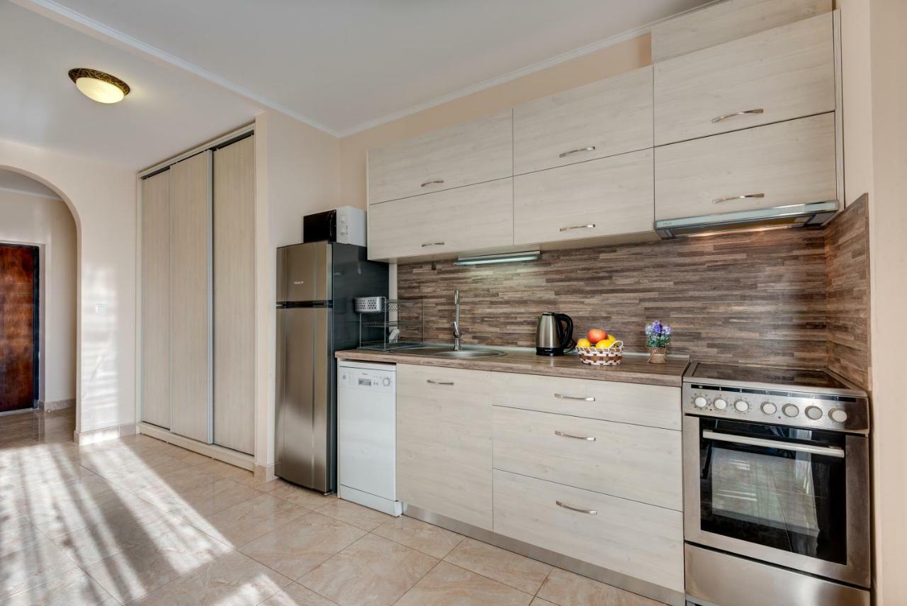 Esteban Vip Residence Club Nesebar Exteriör bild