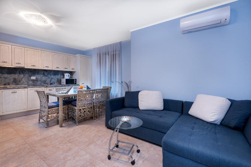 Esteban Vip Residence Club Nesebar Exteriör bild